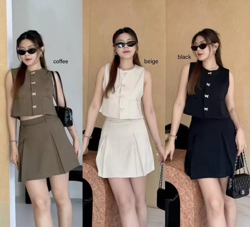 Women Casual Sleeveless Vest With Mini Pleated Skirts